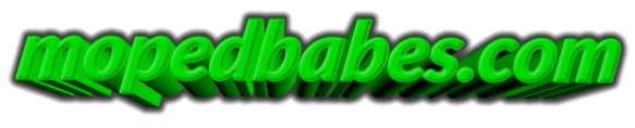 mopedbabes.com