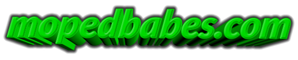 mopedbabes.com